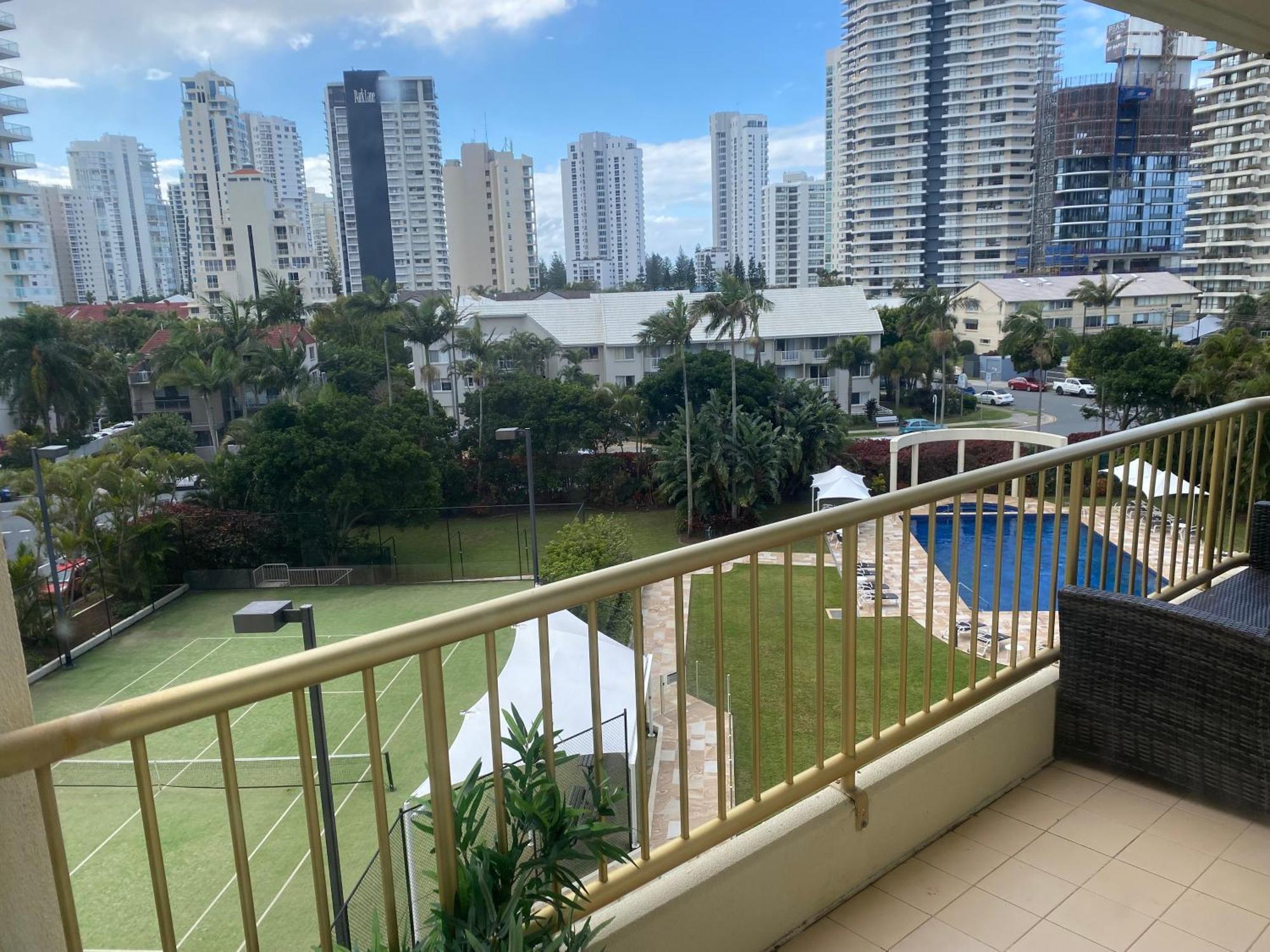 Contessa Holiday Apartments Gold Coast Extérieur photo