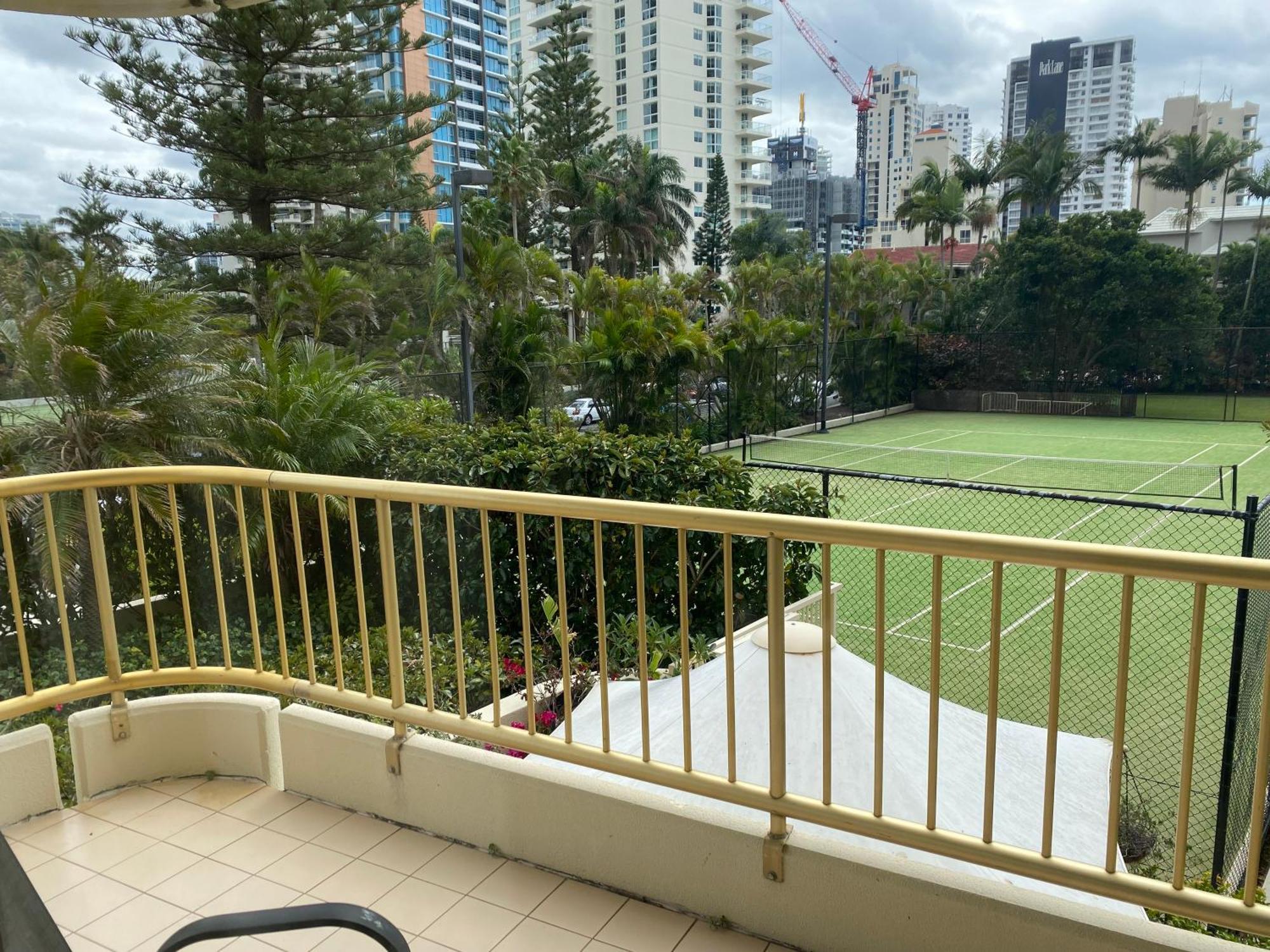 Contessa Holiday Apartments Gold Coast Extérieur photo