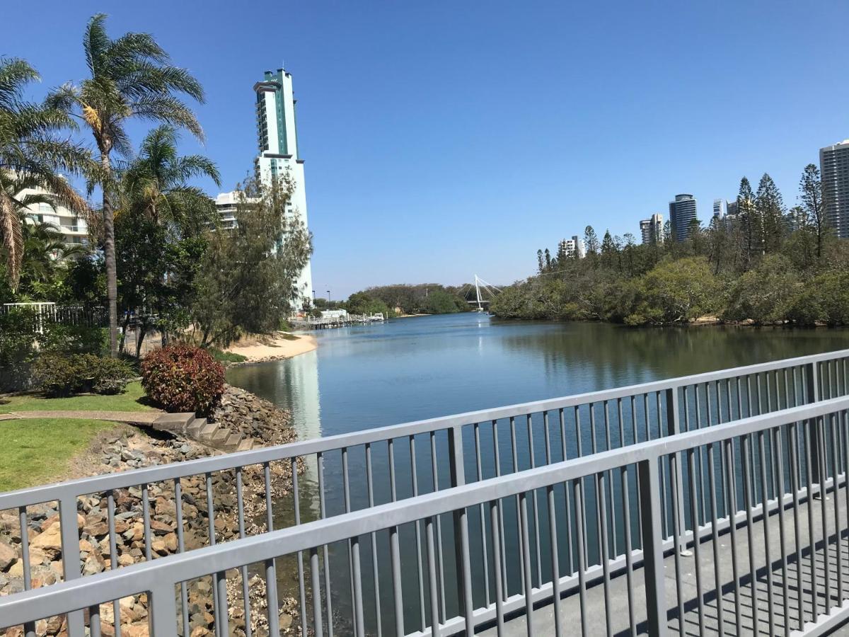 Contessa Holiday Apartments Gold Coast Extérieur photo